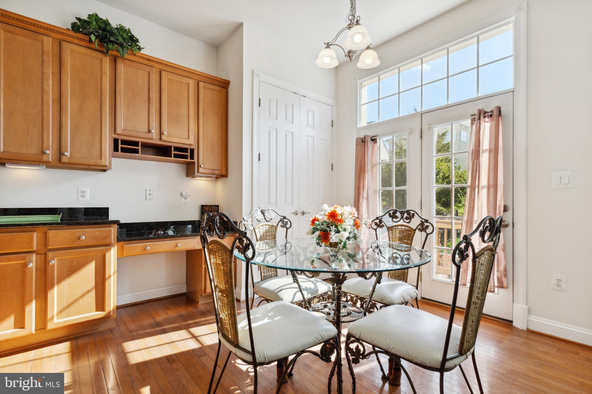 16204 Cutter Way Woodbridge, VA 22191 - Photo 12 of 56 Eat-In Kitchen Area
