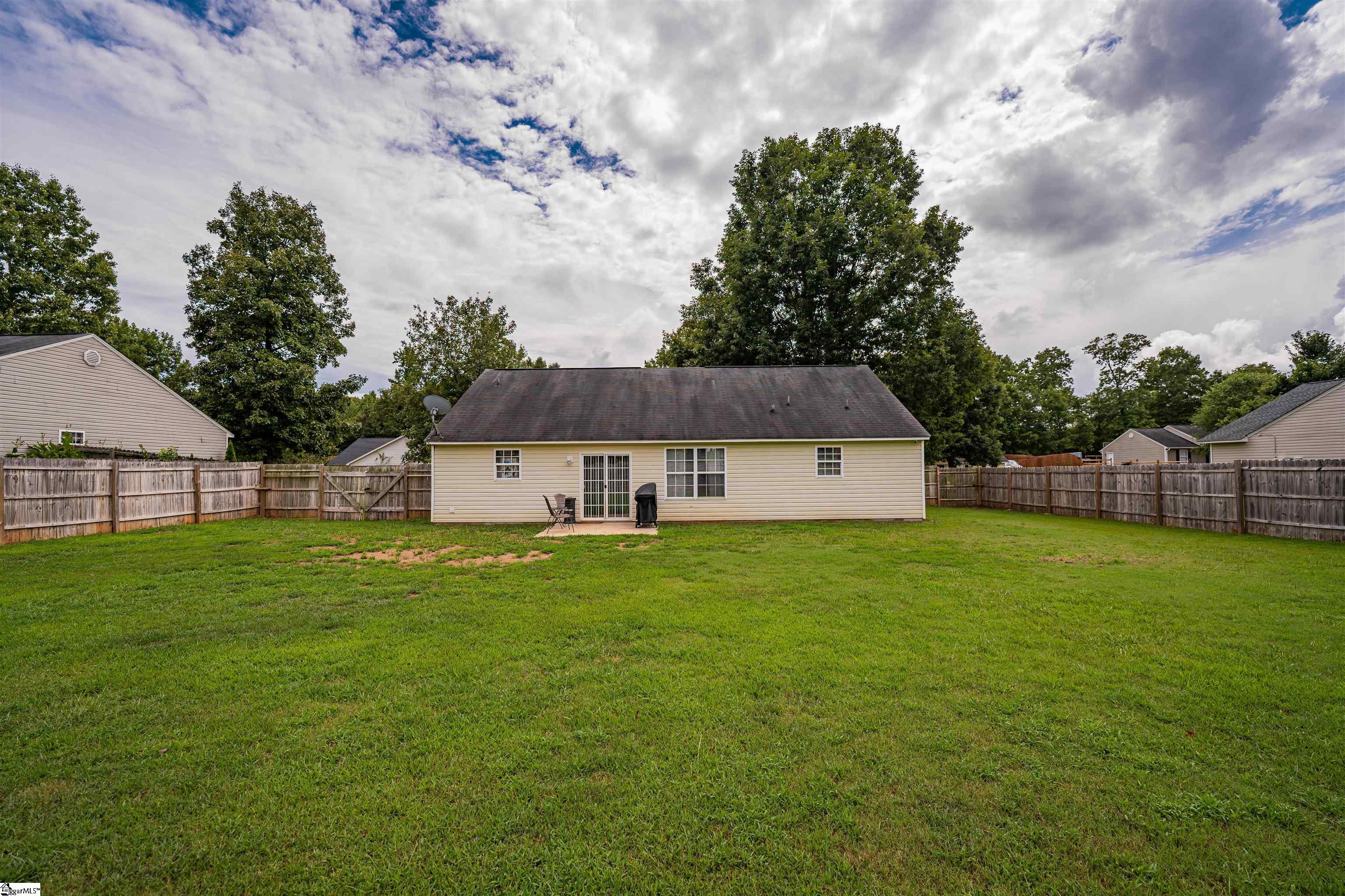 106 Pine Needle Road Piedmont, SC 29673 - Photo 2 of 20 Gallery Image 2