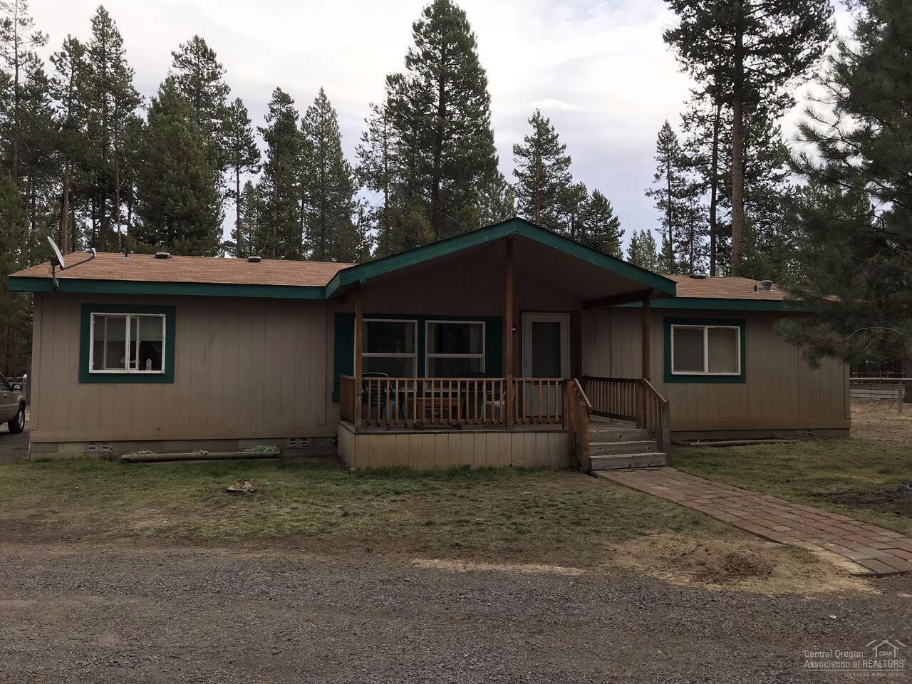 15839 Fir Road La Pine, OR 97739 - Photo 1 of 17 Primary Photo
