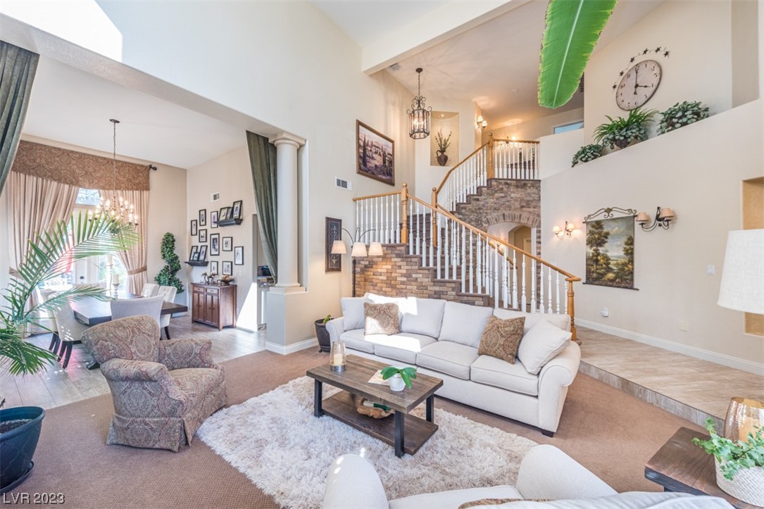 249 Timber Hollow Street Henderson, NV 89012 - Photo 5 of 37