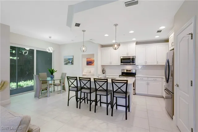 $399,975 | 2343 Sheen Lane, Unit 401, Naples, FL 34120