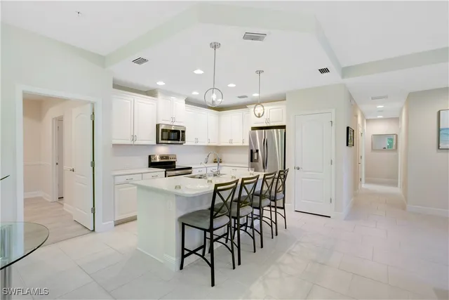 $399,975 | 2343 Sheen Lane, Unit 401, Naples, FL 34120