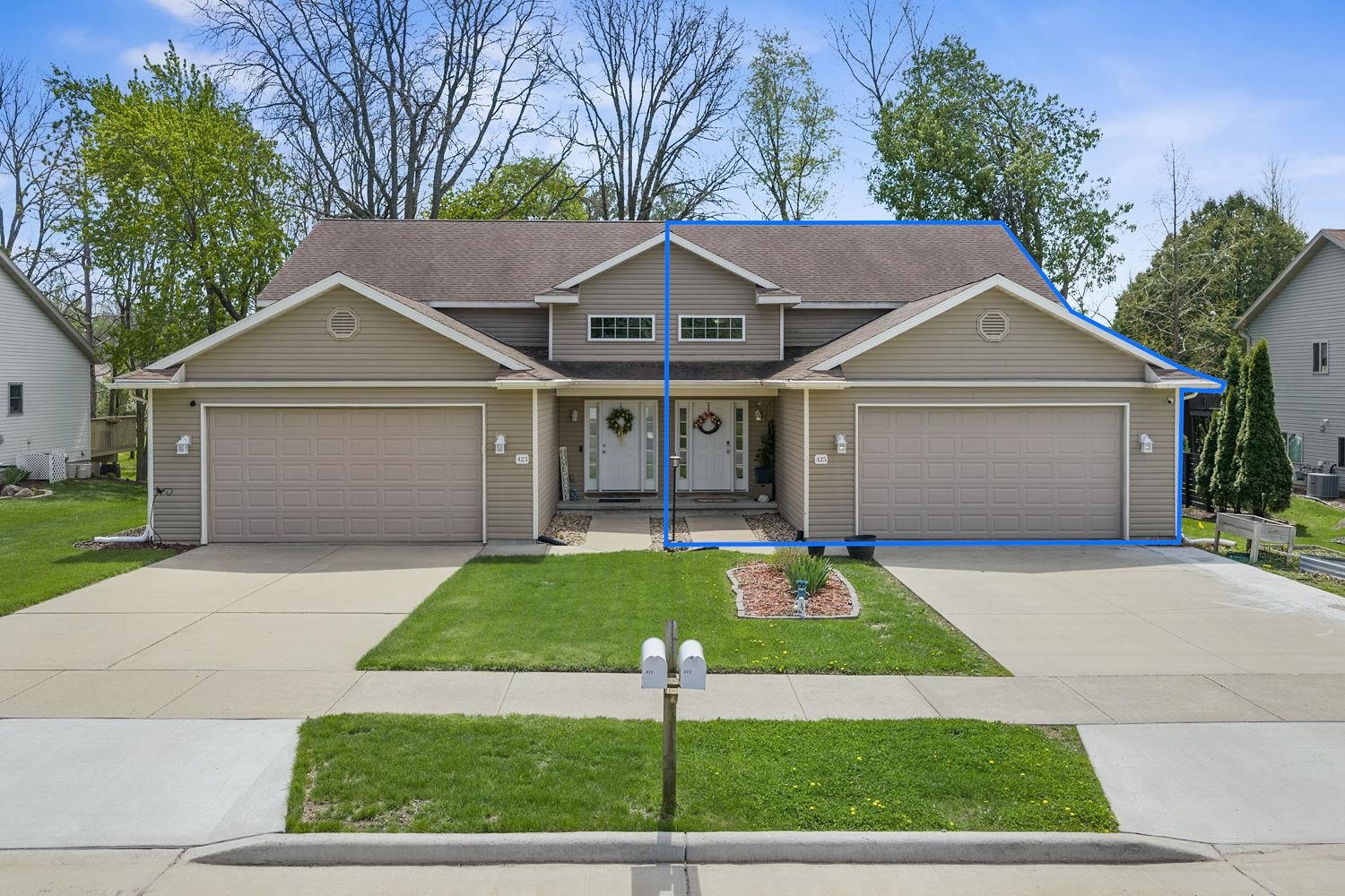 425 14th Avenue Baraboo, WI 53913 - Photo 2 of 33