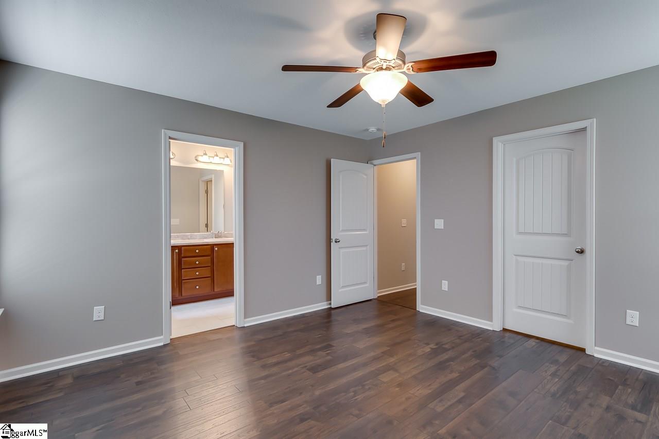 241 Sleepy River Road Simpsonville, SC 29681 - Photo 16 of 34 Gallery Image 16