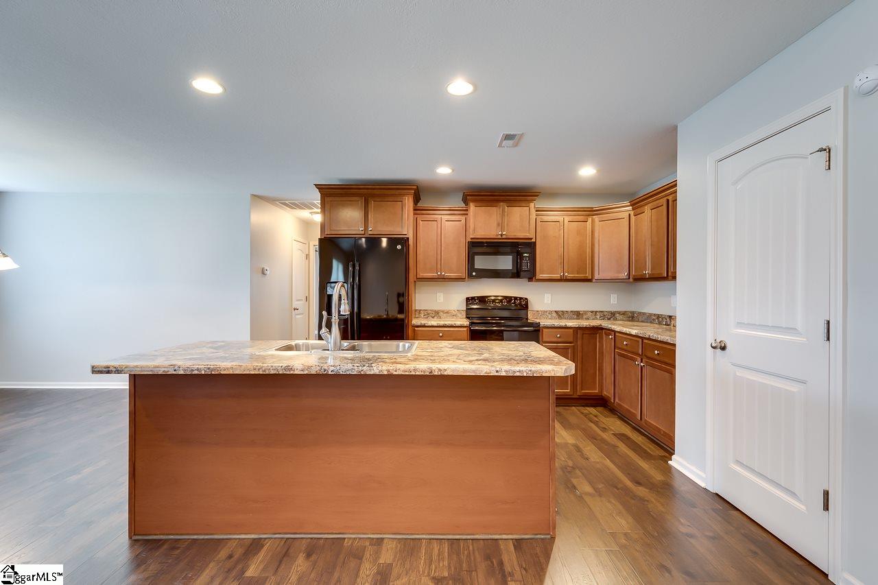 241 Sleepy River Road Simpsonville, SC 29681 - Photo 3 of 34 Gallery Image 3