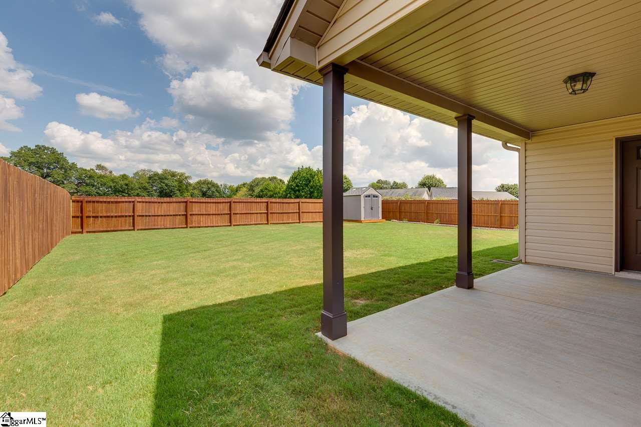 241 Sleepy River Road Simpsonville, SC 29681 - Photo 29 of 34 Gallery Image 29
