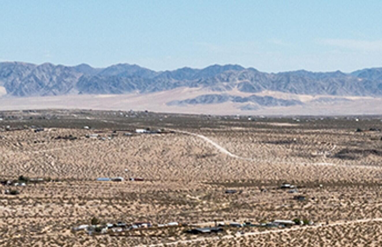 140 Rice Avenue Joshua Tree, CA 92252 - Photo 14 of 24 a view of lake and mountain
