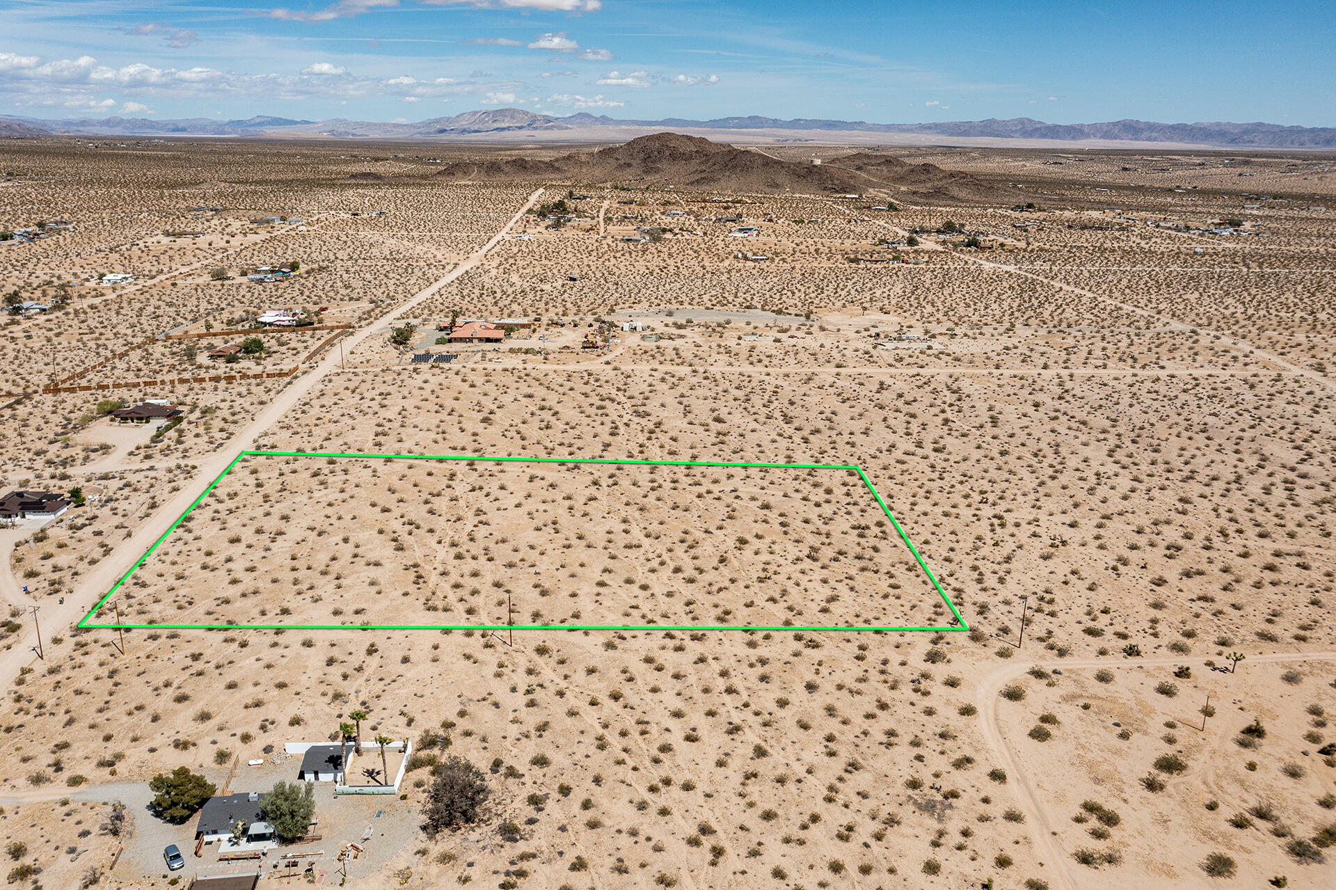 140 Rice Avenue Joshua Tree, CA 92252 - Photo 8 of 24 a view of city view and ocean view