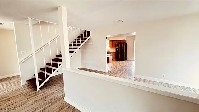 $3,500 | 201 Redstone Street, Las Vegas, NV 89145