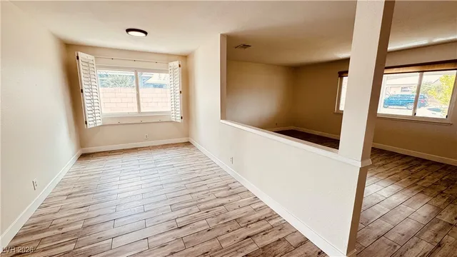 $3,500 | 201 Redstone Street, Las Vegas, NV 89145