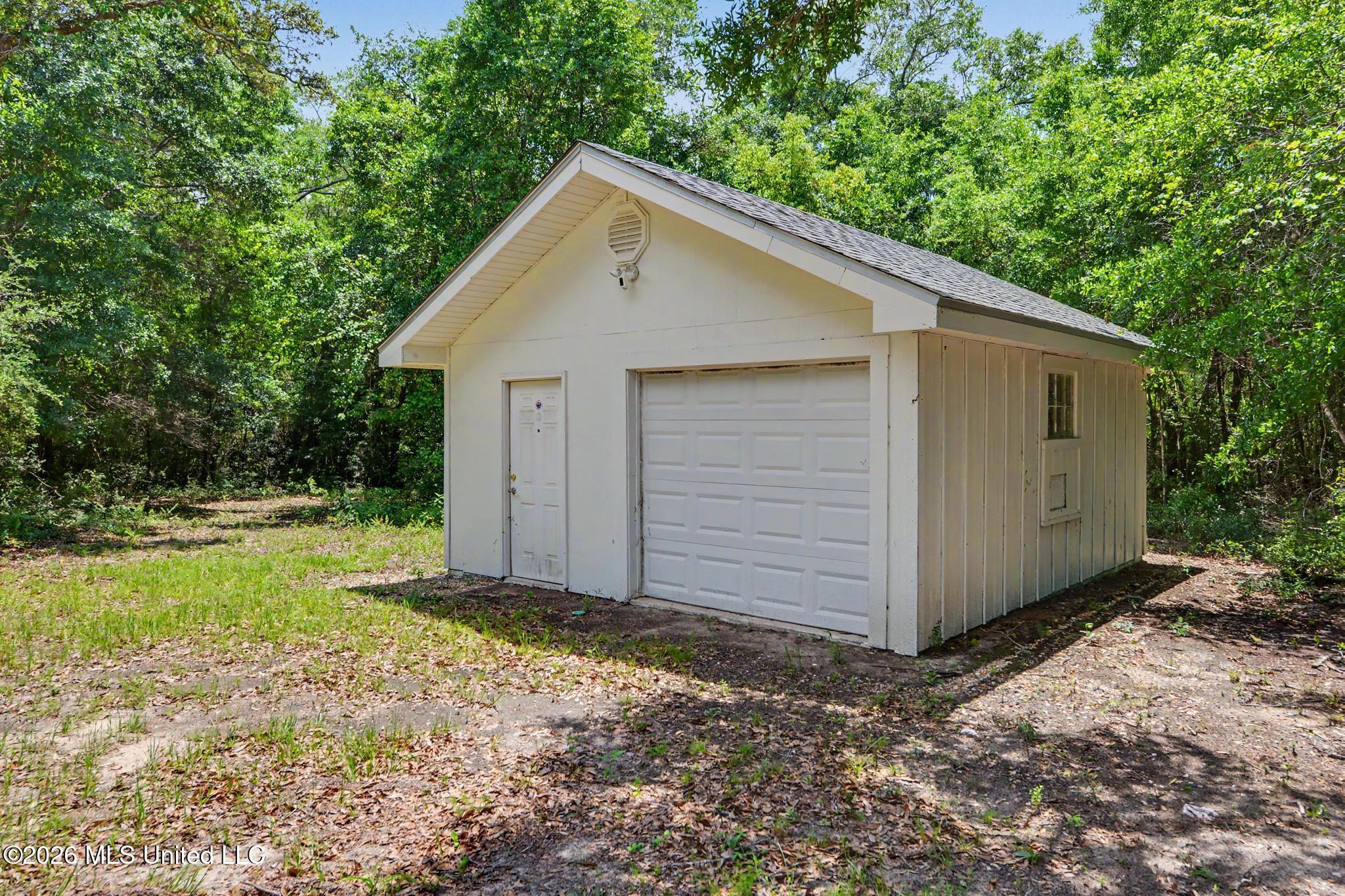 4187 Saussy Lane Pass Christian, MS 39571 - Photo 31 of 41 031