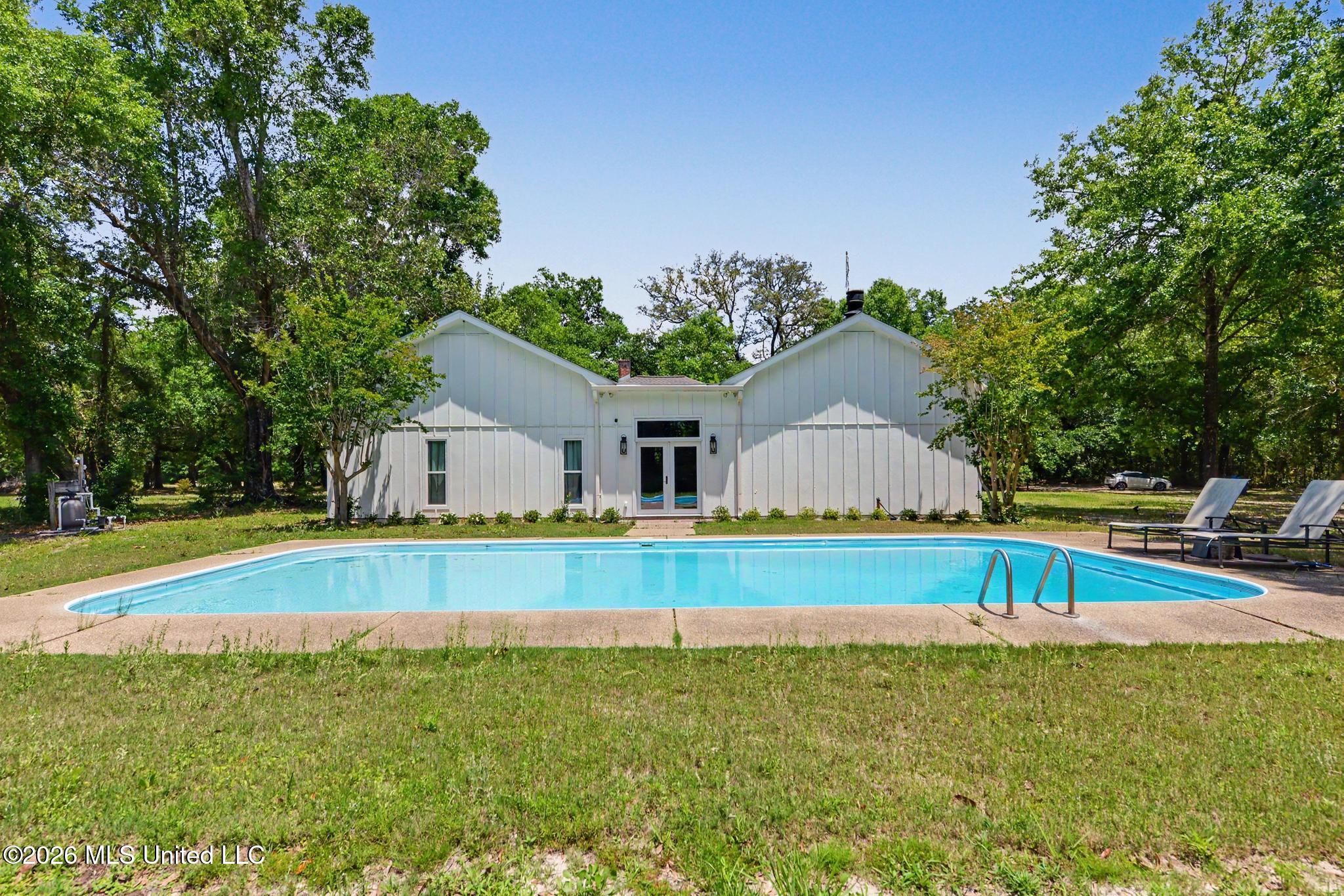 4187 Saussy Lane Pass Christian, MS 39571 - Photo 4 of 41 028