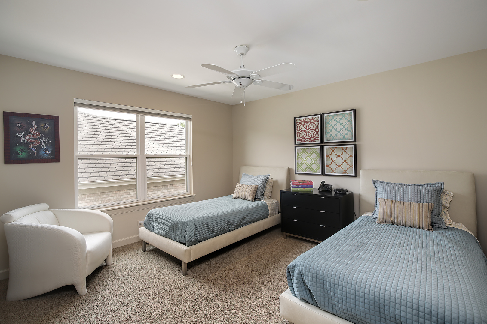 124 Ronan Road Highwood, IL 60040 - Photo 18 of 25 a bedroom with a bed and a couch