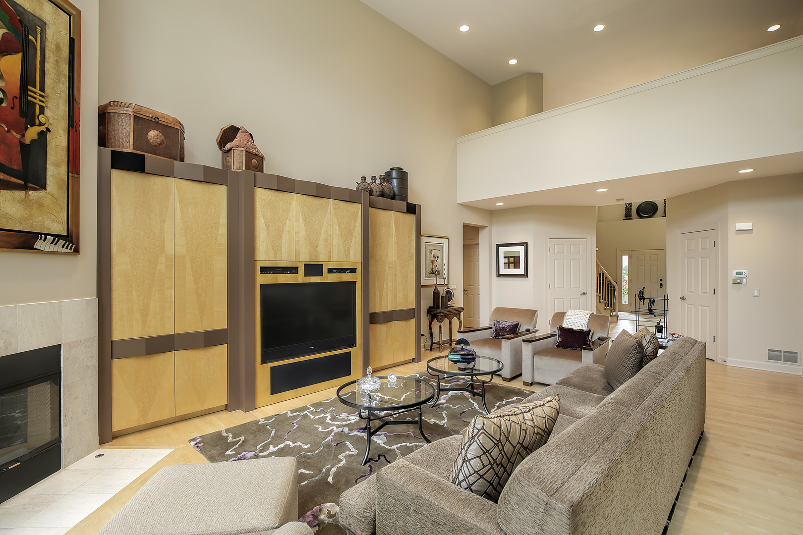 124 Ronan Road Highwood, IL 60040 - Photo 6 of 25 a living room with furniture