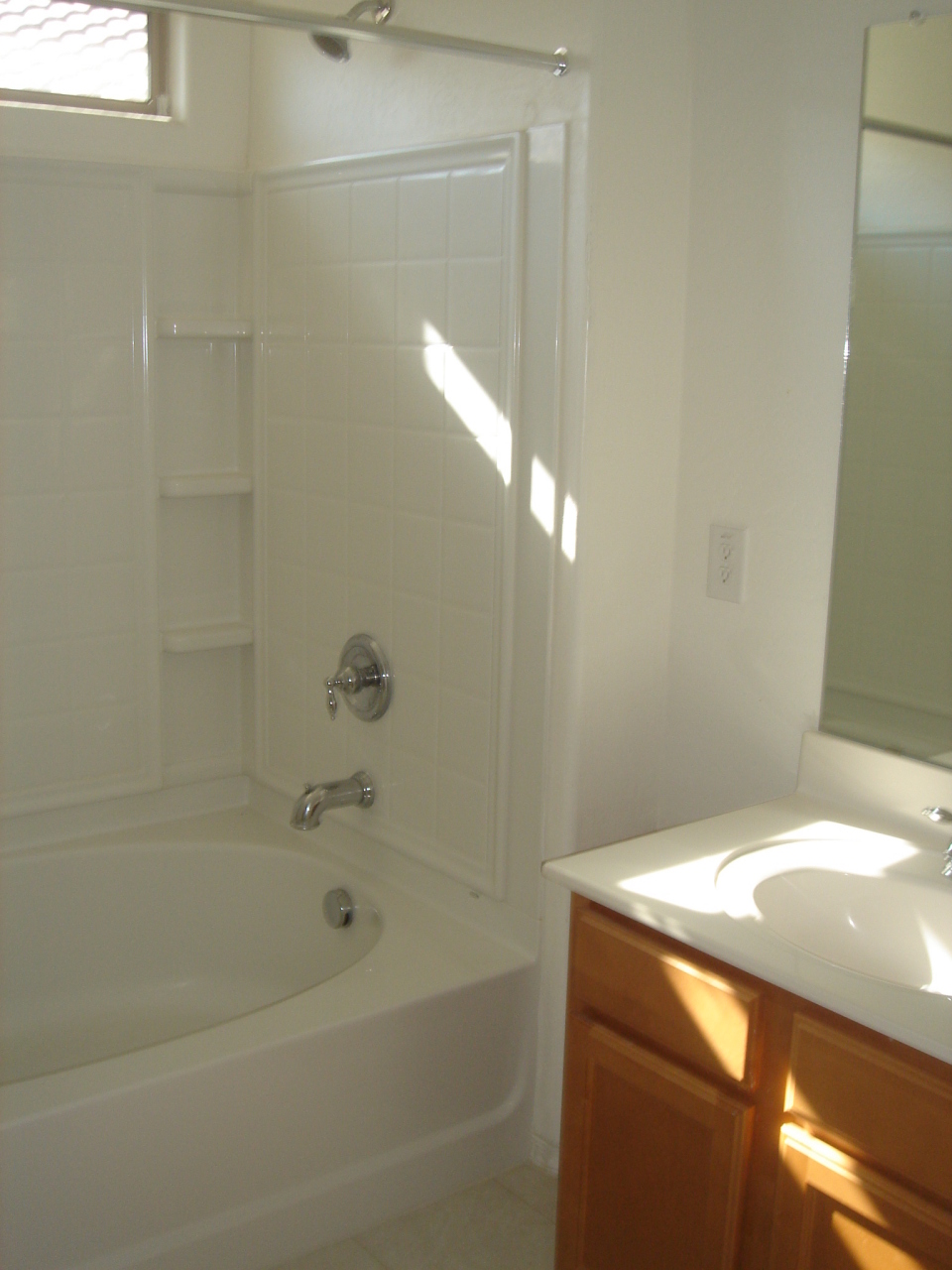 4607 West Fremont Rd. Laveen, AZ 85339 - Photo 7 of 10 Bath