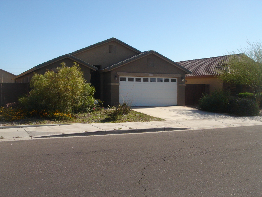 4607 West Fremont Rd. Laveen, AZ 85339 - Photo 8 of 10 Front