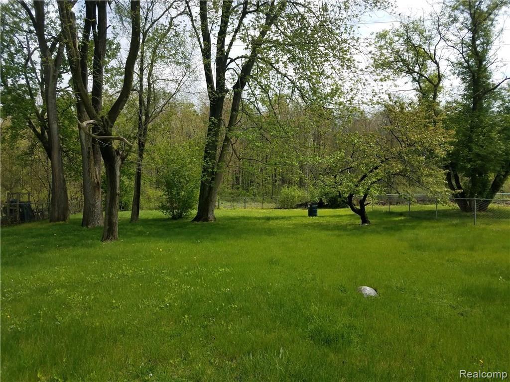 18849 Emit Road Riverview, MI 48193 - Photo 14 of 14