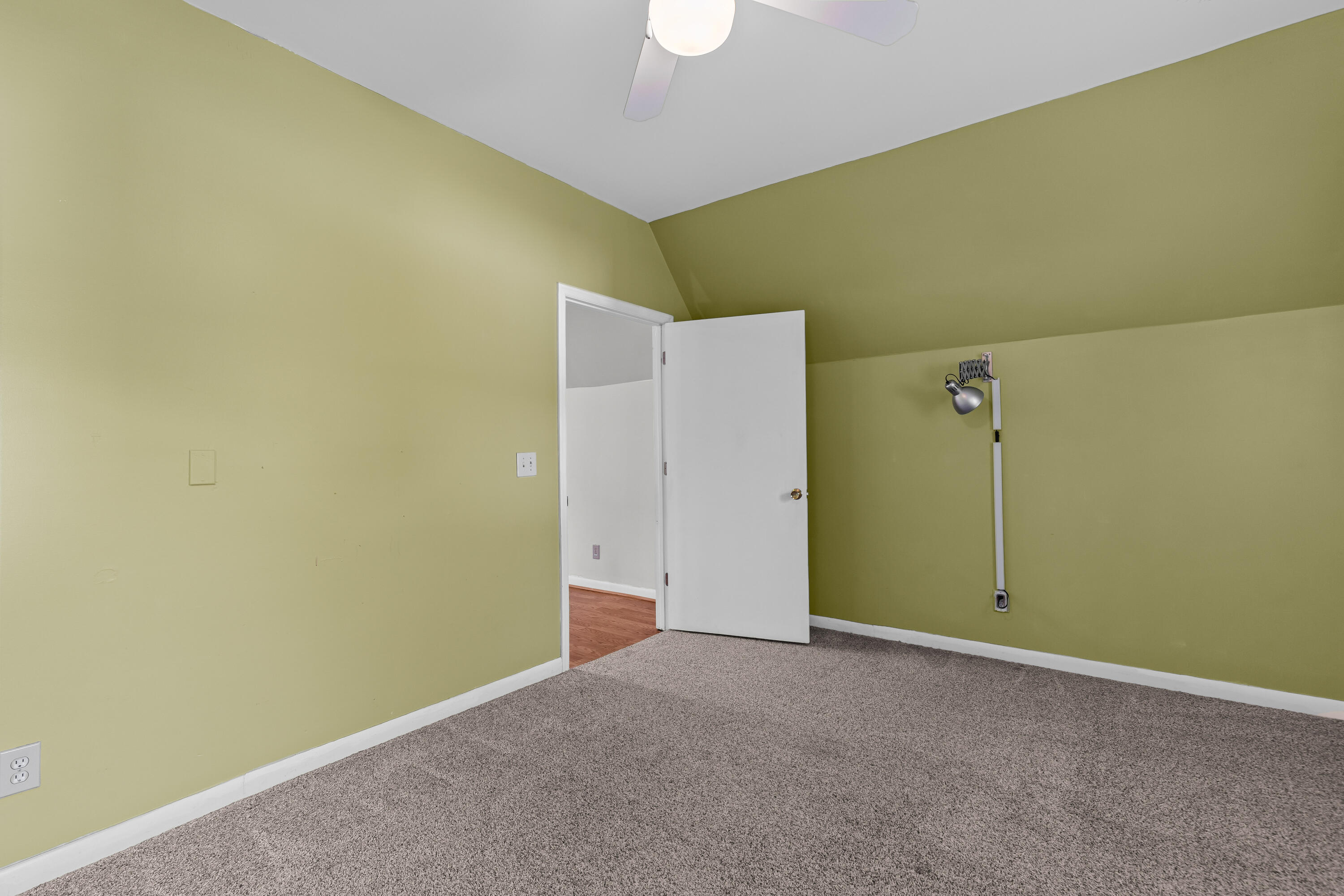 5615 Highway 165 Ravenel, SC 29470 - Photo 35 of 51 5615-Hwy-165-27