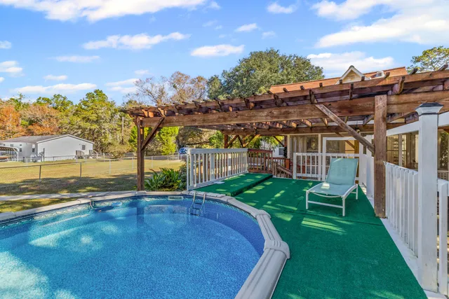 $799,000 | 5615 Highway 165, Ravenel, SC 29470