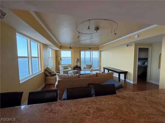 $2,650 | 2797 First Street, Unit 1001, Fort Myers, FL 33916