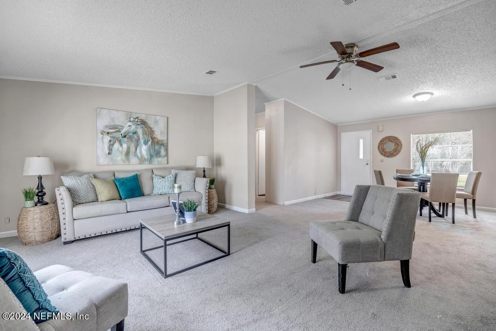 3901 Dottie Road Jacksonville, FL 32220 - Photo 8 of 29 3901 Dottie Rd-9