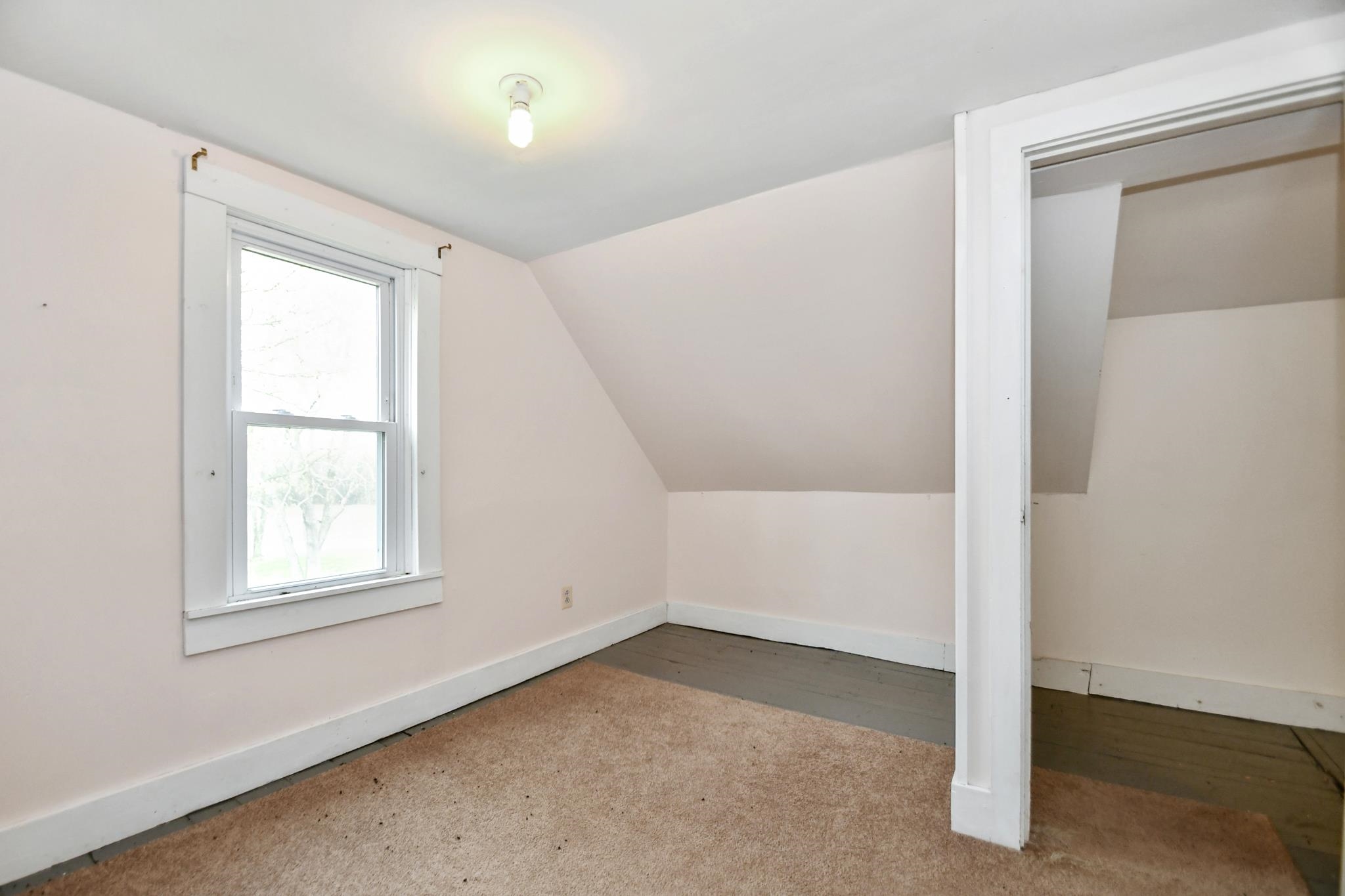 877 Northfield Road Hinsdale, NH 03451 - Photo 18 of 32