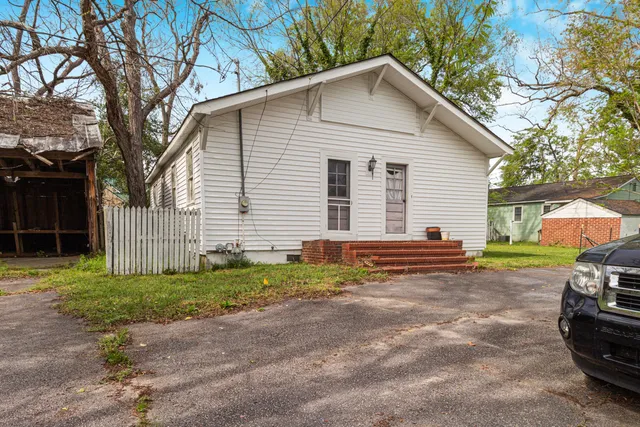 $275,900 | 208 West Hall Street, Thomson, GA 30824