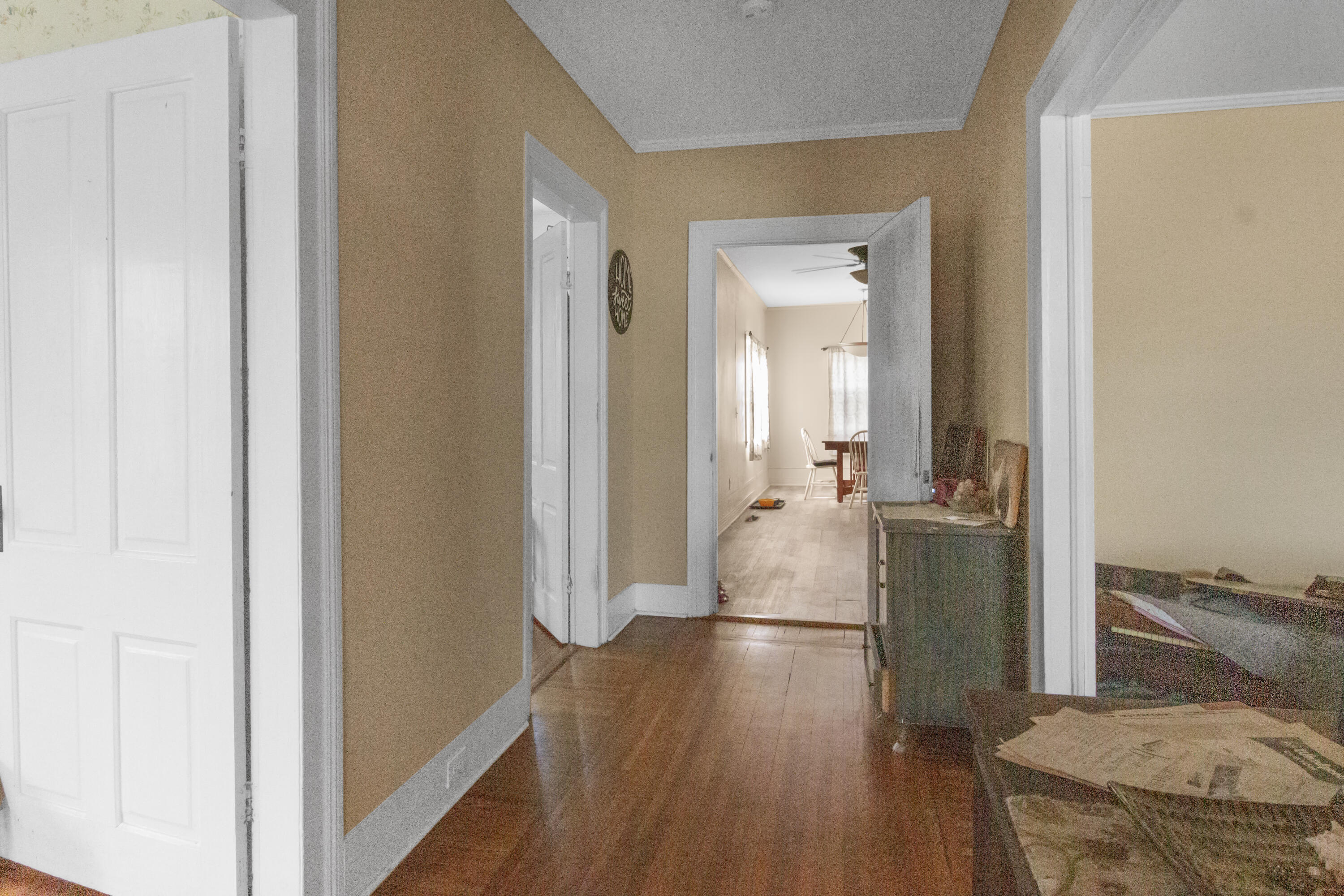 208 West Hall Street Thomson, GA 30824 - Photo 2 of 19 Entry