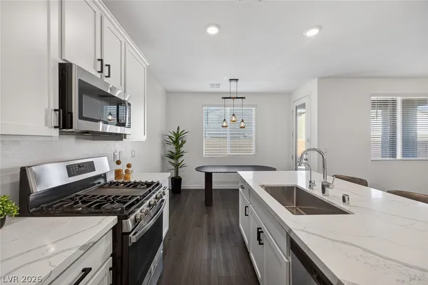 $499,000 | 9934 Iron Creek Avenue, Las Vegas, NV 89178