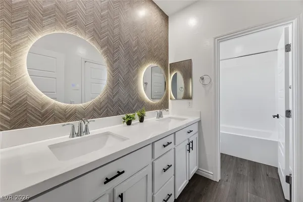 $499,000 | 9934 Iron Creek Avenue, Las Vegas, NV 89178