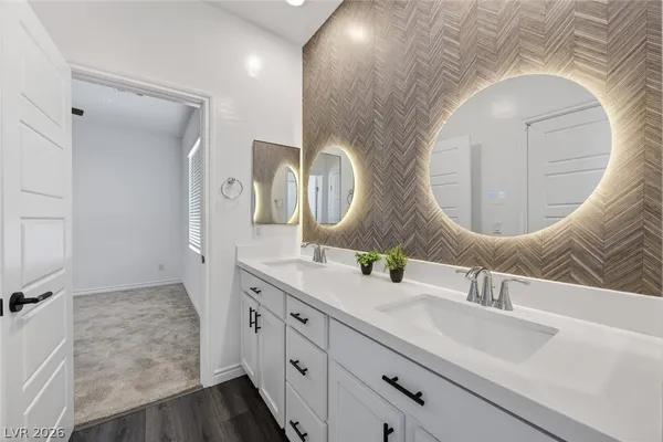 $499,000 | 9934 Iron Creek Avenue, Las Vegas, NV 89178