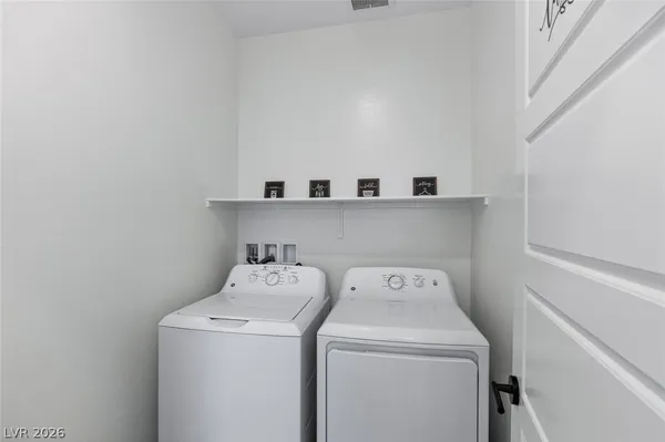 $499,000 | 9934 Iron Creek Avenue, Las Vegas, NV 89178