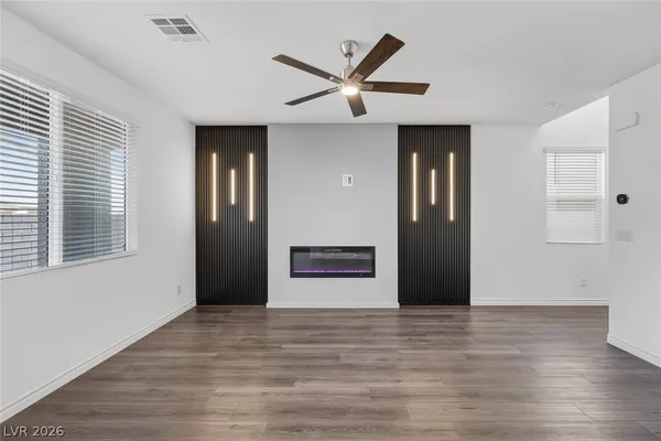 $499,000 | 9934 Iron Creek Avenue, Las Vegas, NV 89178