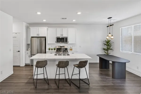 $499,000 | 9934 Iron Creek Avenue, Las Vegas, NV 89178