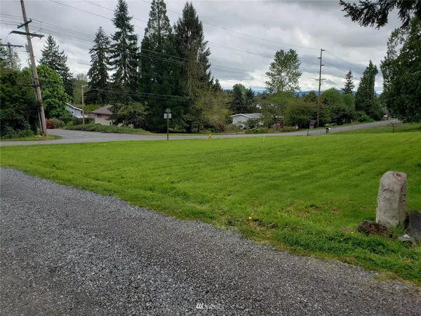 $71,000 | 1 Lake Avenue, Snohomish, WA 98290