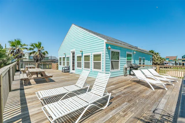 $424,900 | 13022 Coronado Drive, Freeport, TX 77541