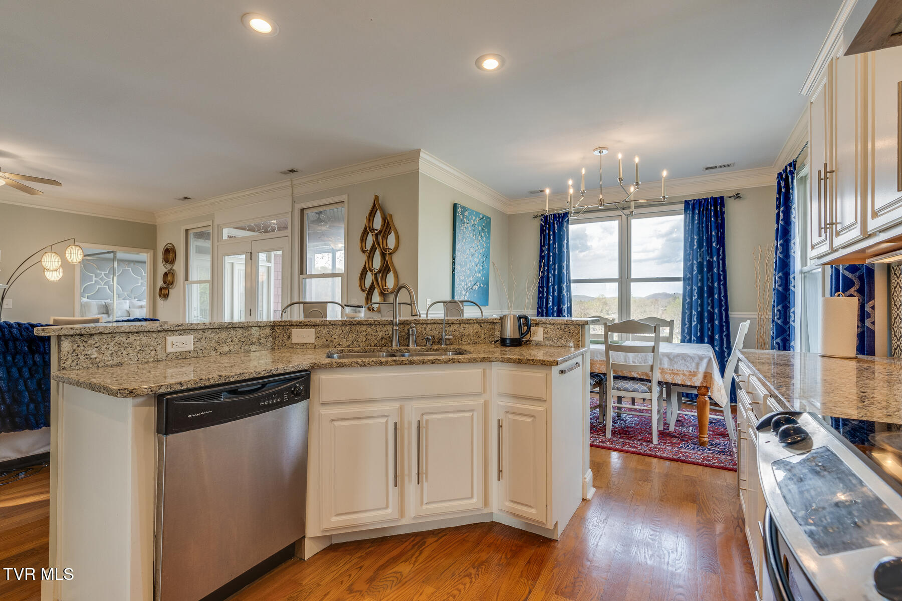 3657 Crest Road Kingsport, TN 37664 - Photo 12 of 69 1000037083