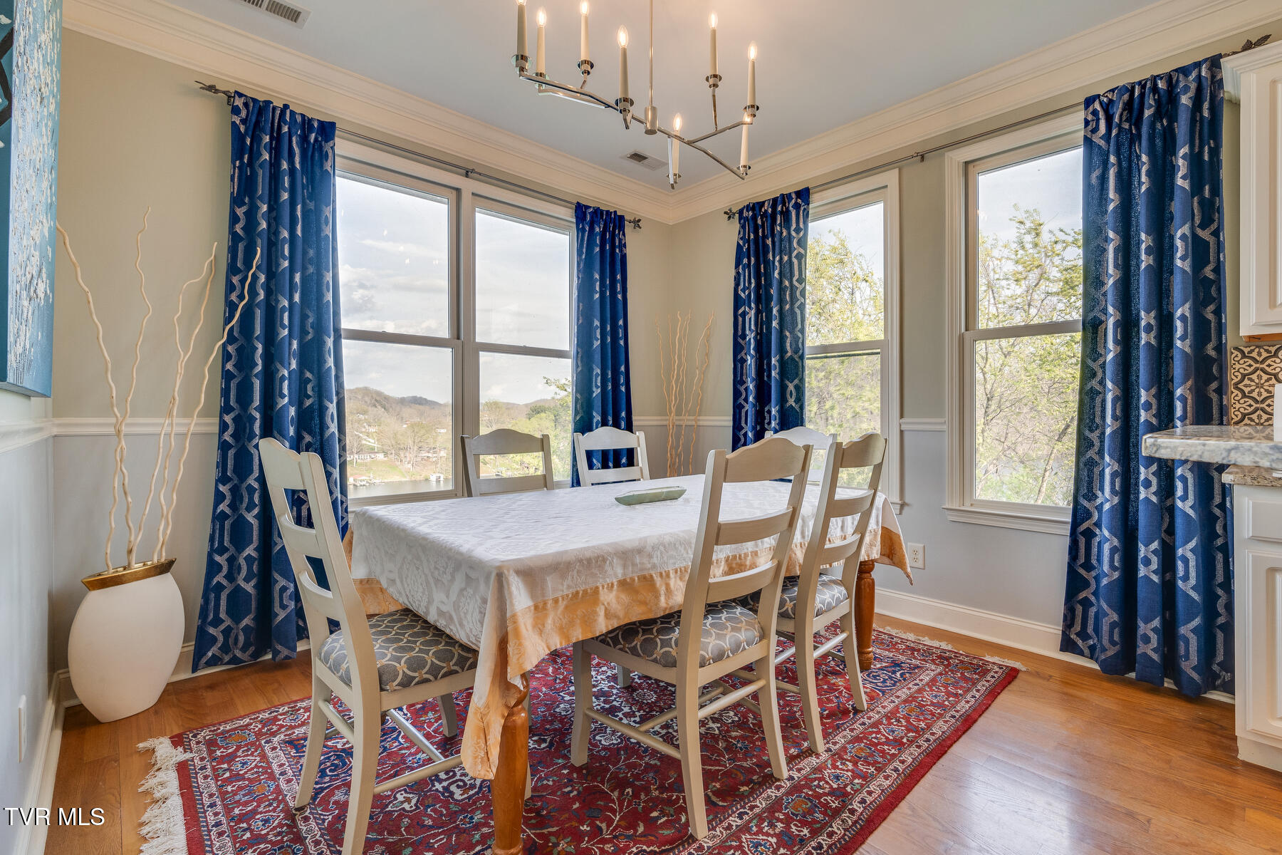 3657 Crest Road Kingsport, TN 37664 - Photo 13 of 69 1000037084