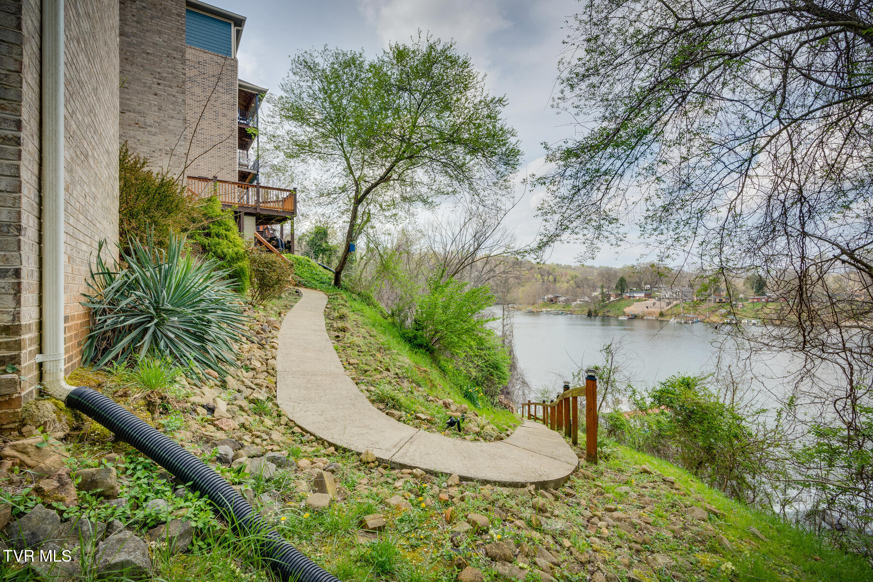 3657 Crest Road Kingsport, TN 37664 - Photo 40 of 69 1000037111