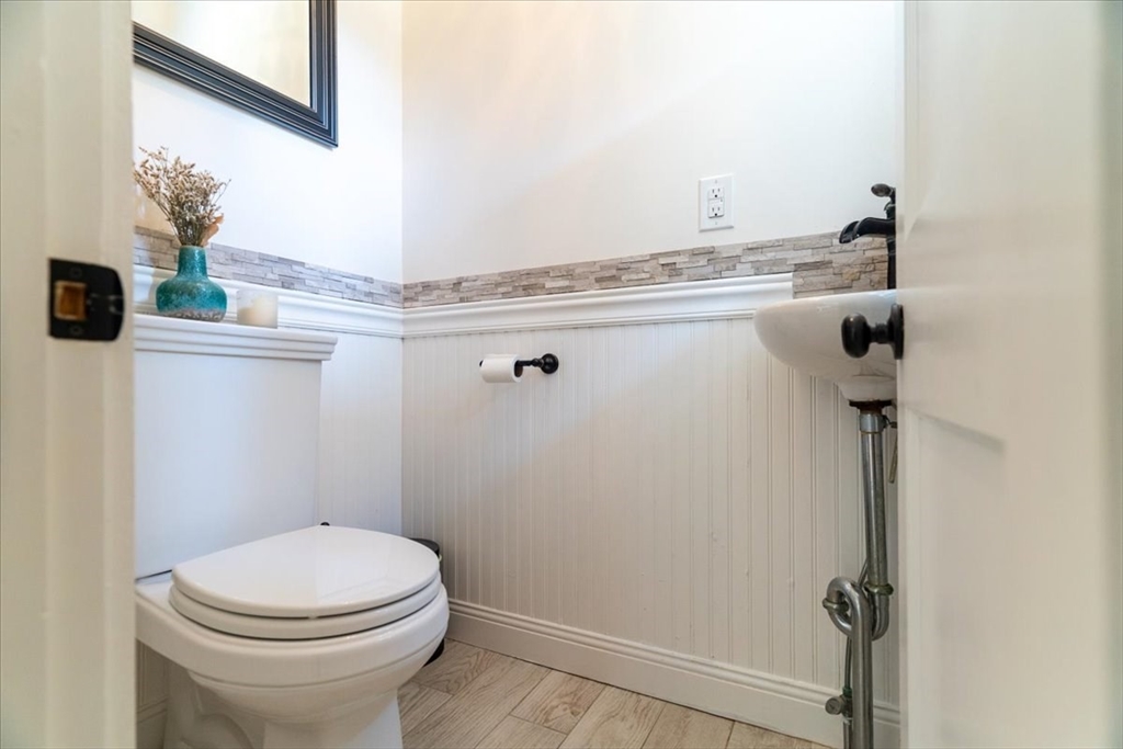 5 Upland Road Ashland, MA 01721 - Photo 18 of 31 Gallery Image 18