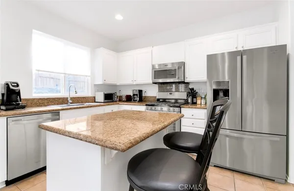 $3,400 | 28279 Crosby Street, Murrieta, CA 92563
