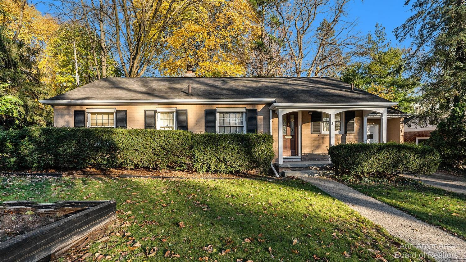 2 Ruthven Place Ann Arbor, MI 48104 - Photo 1 of 35 Photo 1