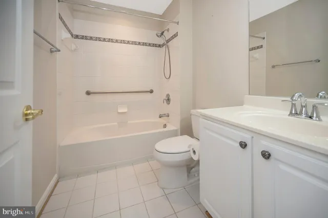 $599,900 | 5105 Sewells Pointe Drive, Fredericksburg, VA 22407