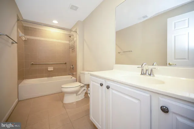 $599,900 | 5105 Sewells Pointe Drive, Fredericksburg, VA 22407