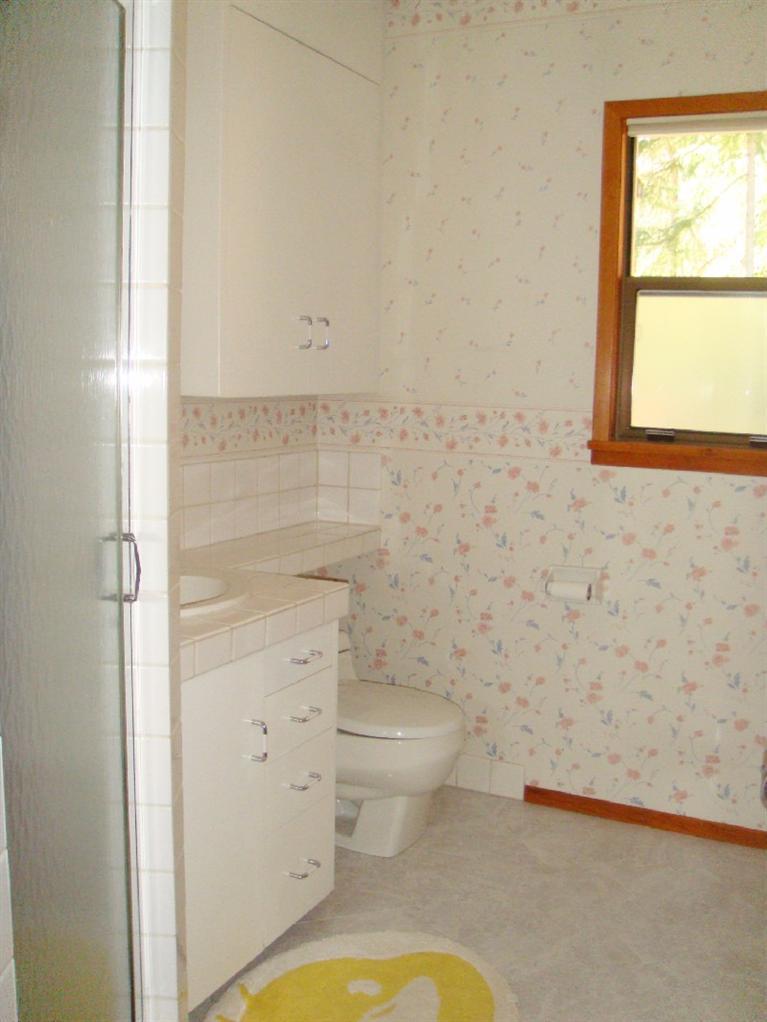 670 East Fork Road Williams, OR 97544 - Photo 14 of 35 Additional Photo