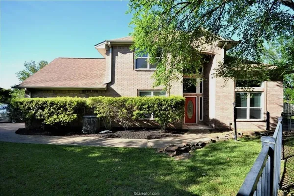 $2,250 | 315 Chimney Hill Drive, College Station, TX 77840