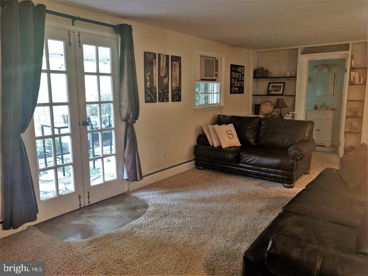 1496 Bonbar Road York, PA 17403 - Photo 13 of 27 Gallery Image 13