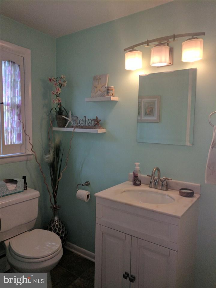1496 Bonbar Road York, PA 17403 - Photo 16 of 27 Gallery Image 16