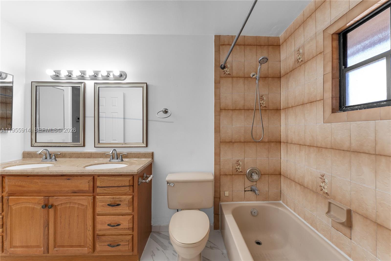 6114 Southwest 127th Place Miami, FL 33183 - Photo 20 of 42