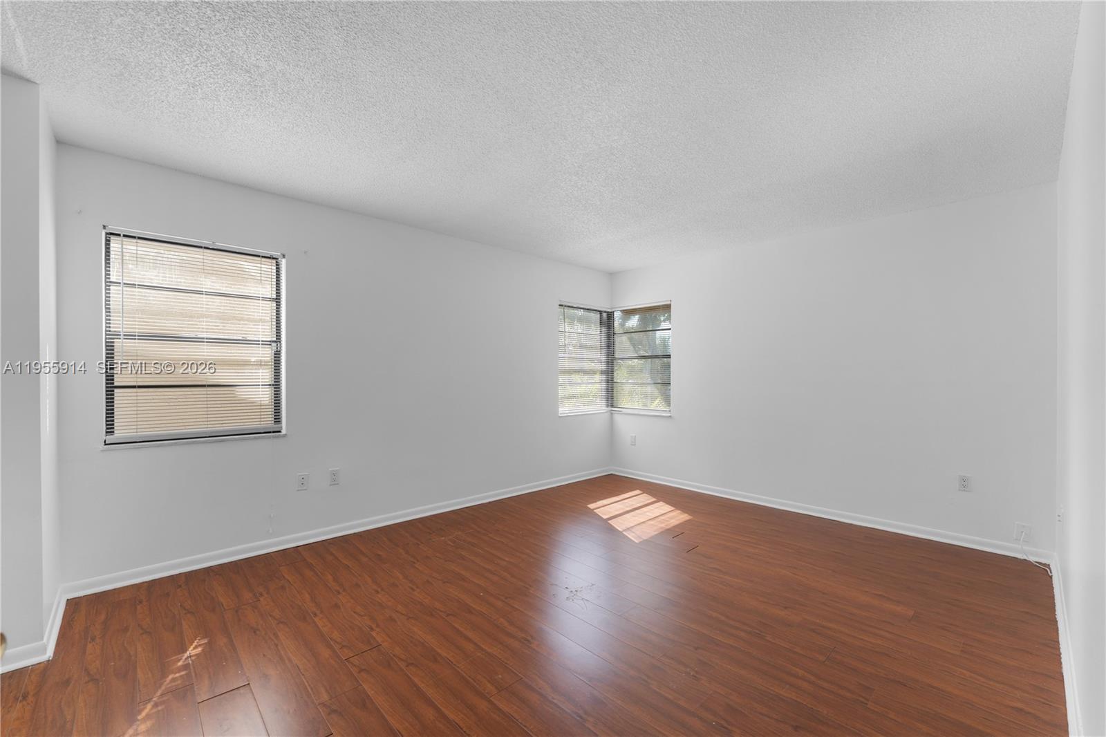 6114 Southwest 127th Place Miami, FL 33183 - Photo 23 of 42